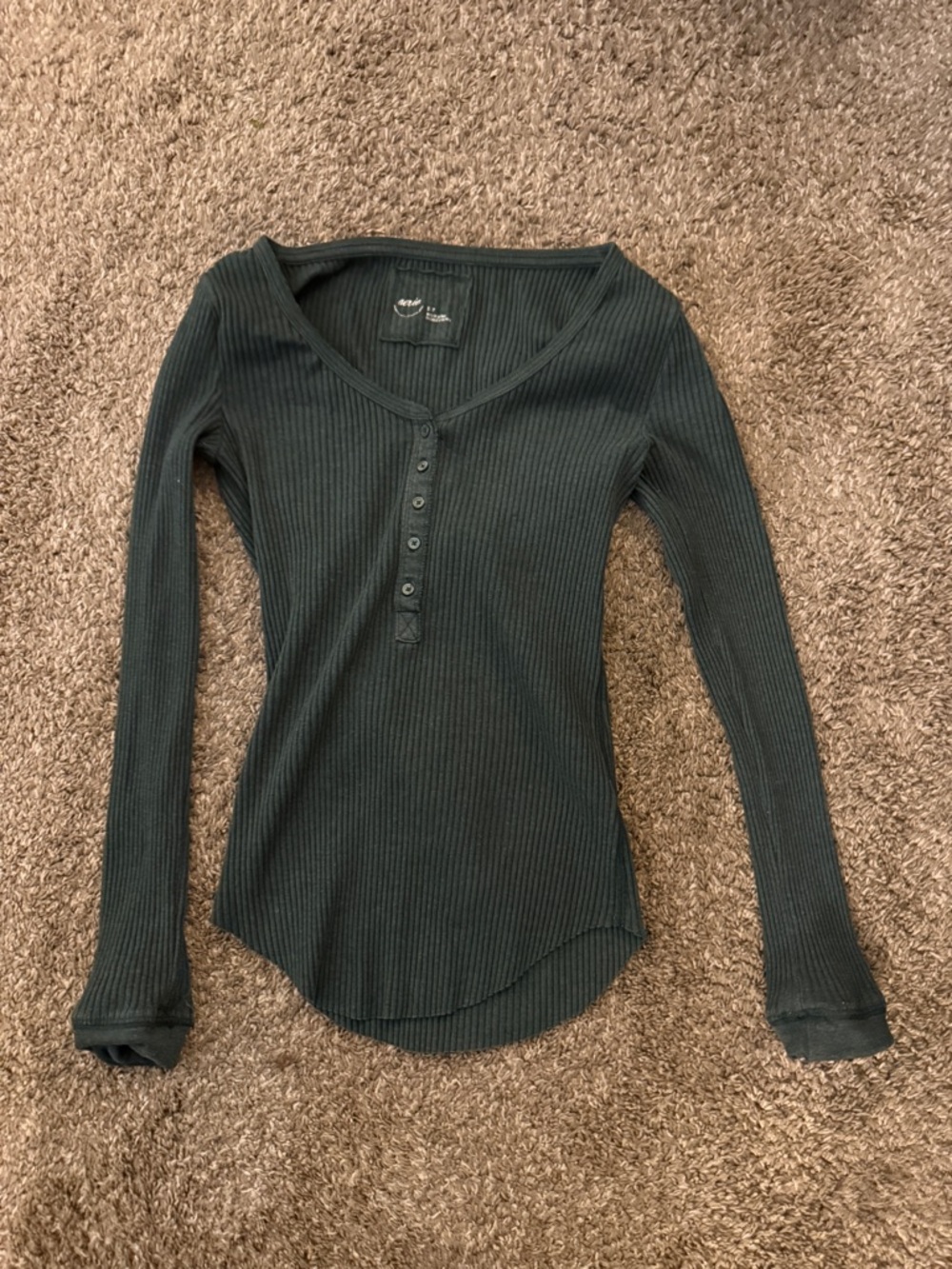 Arie Dark Green Ribbed Henley Long-Sleeve Top